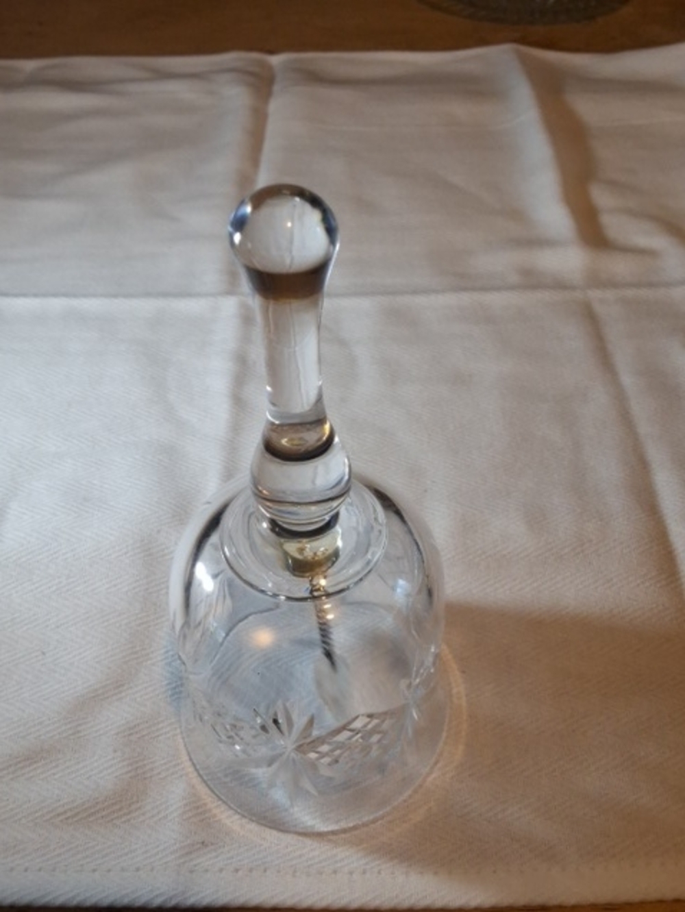 Crystal Vintage Hand Bell in Clear Glass - Elegant Home Dining Accent